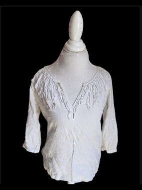 🌸 Talbots White V-Neck Fringe Detail Blouse